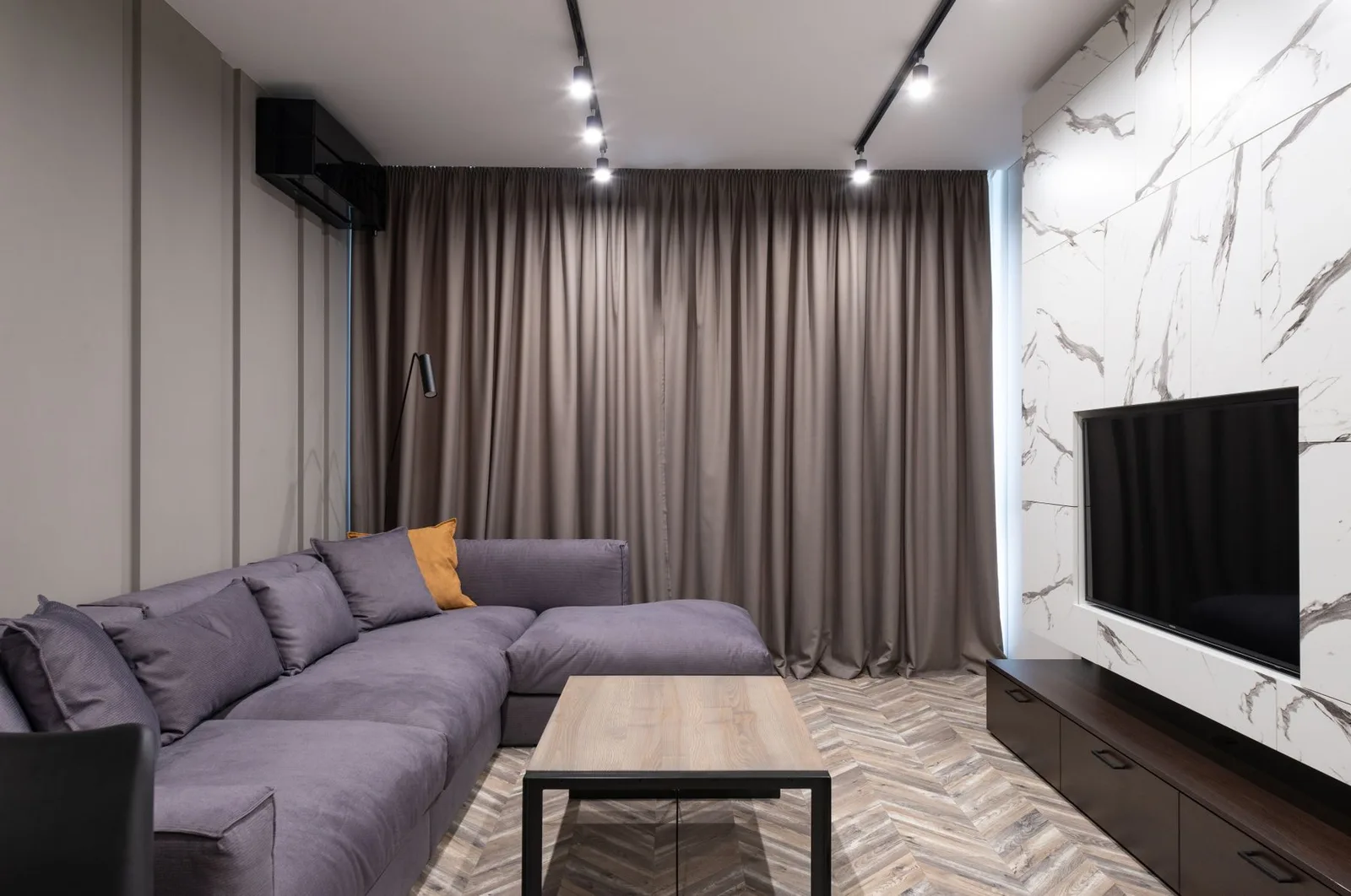 M&F Studio Alderney Chesterfield